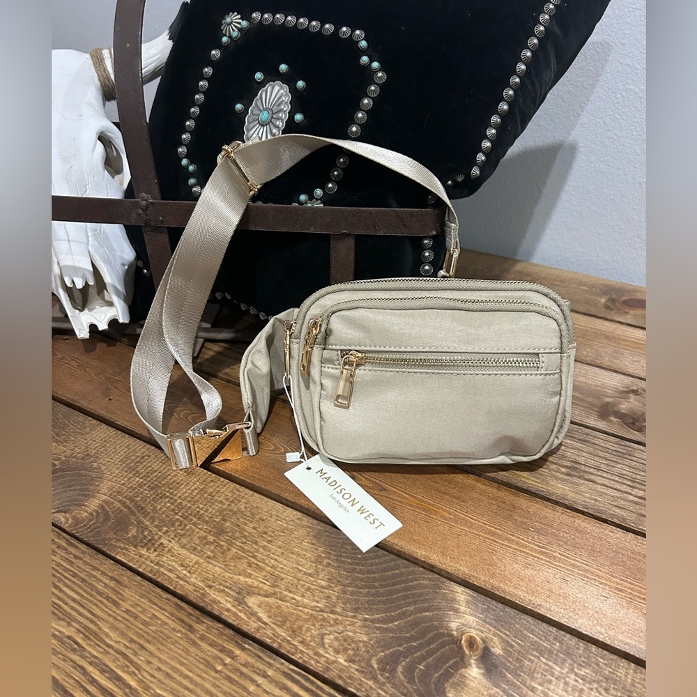 NWT Fanny pack/cross body